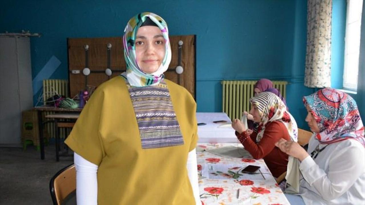 Ağrılı kadınlar "göz nuru"nu Mehmetçik'e akıtıyor