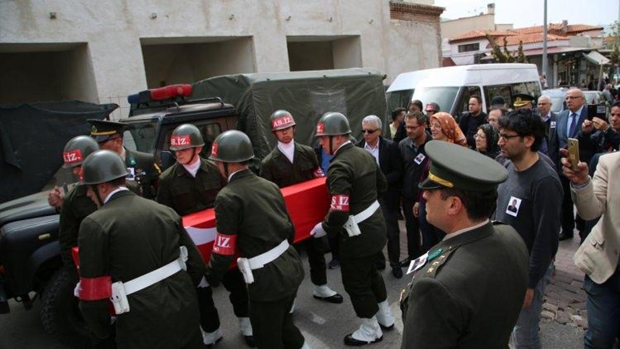 Kıbrıs gazisi Manisa'da toprağa verildi