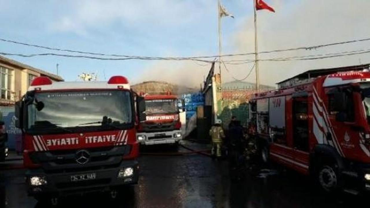 İstanbul'da fabrika yangını! 