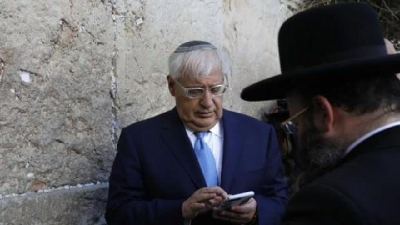Kudüs Büyükelçisi Burak Duvarı'nda ayin yaptı
