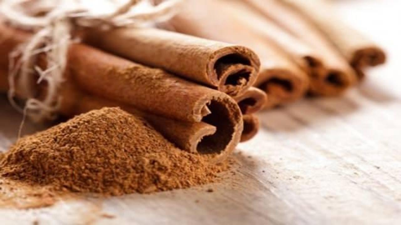 Siyah noktaları yok eden tarçın maskesi