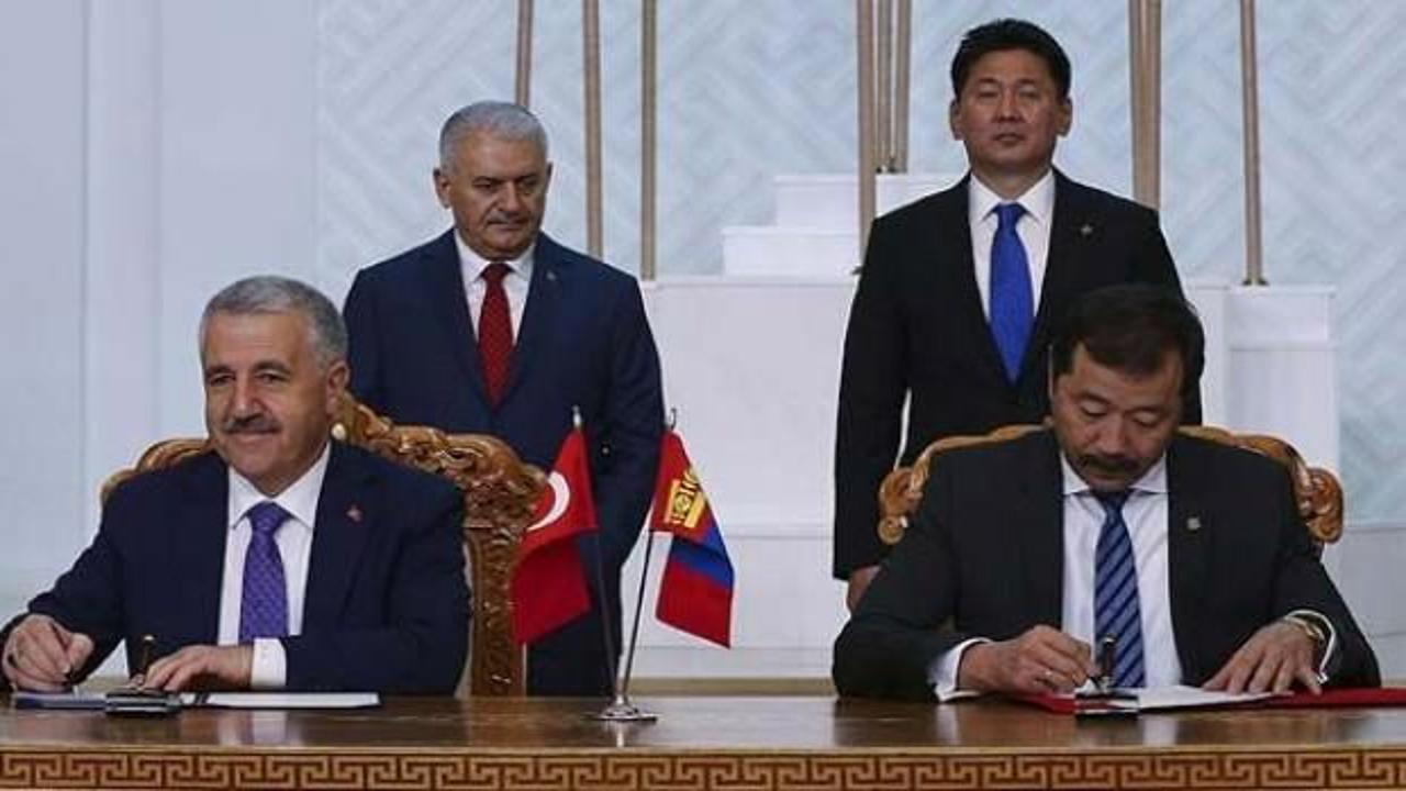 Türkiye ile Moğolistan 7 anlaşmaya imza attı
