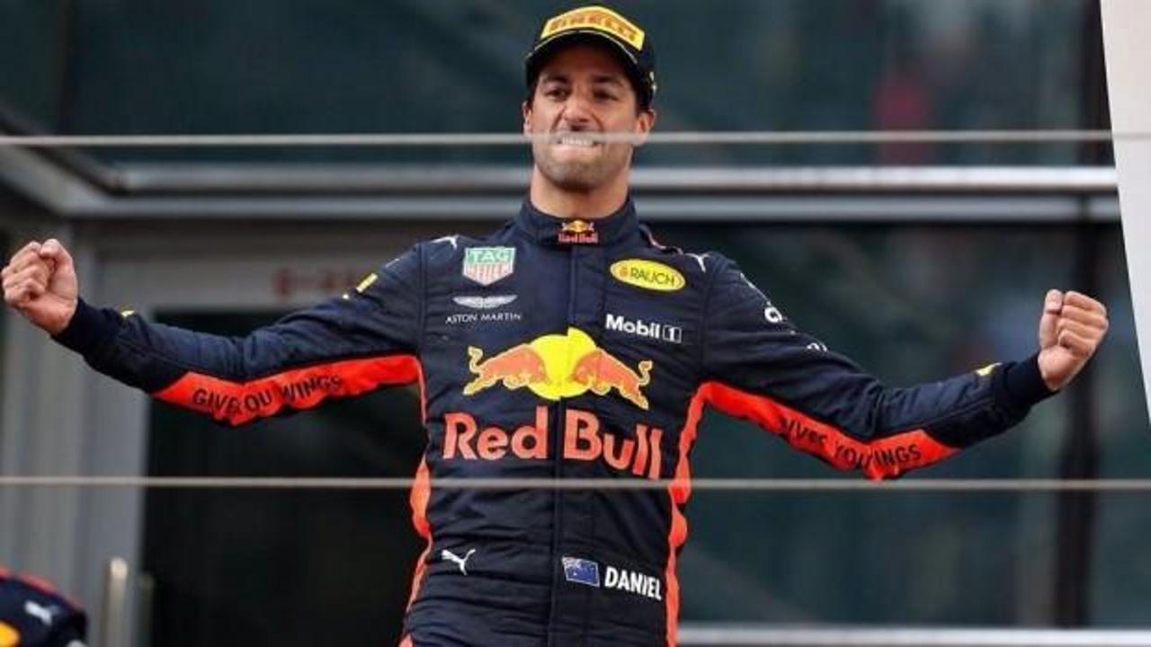 Çin'de kazanan Ricciardo!