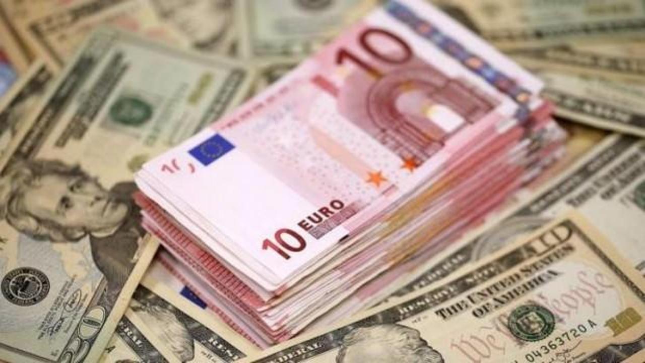 Dolar ve euro haftanın son gününe sakin başladı