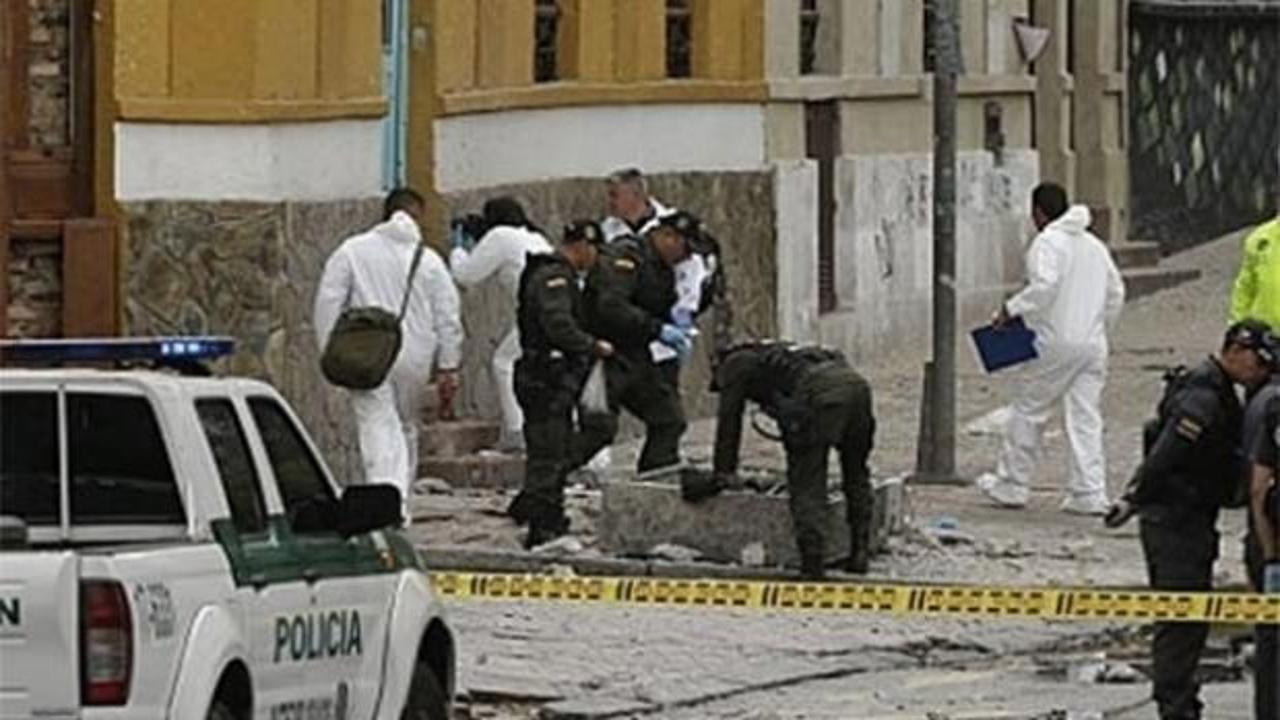Kolombiya'da bombalı saldırı sonucu 8 polis öldü
