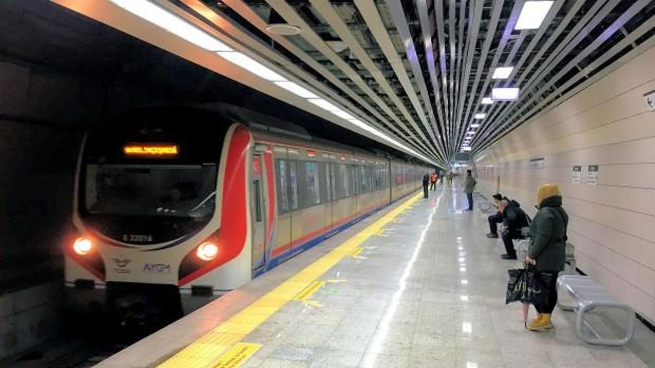Marmaray'da bir kişi raylara d&uuml;şt&uuml;, seferler durdu
