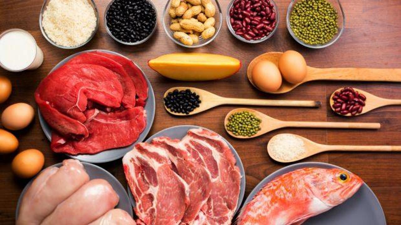 Protein eksikliğinin belirtileri nedir?