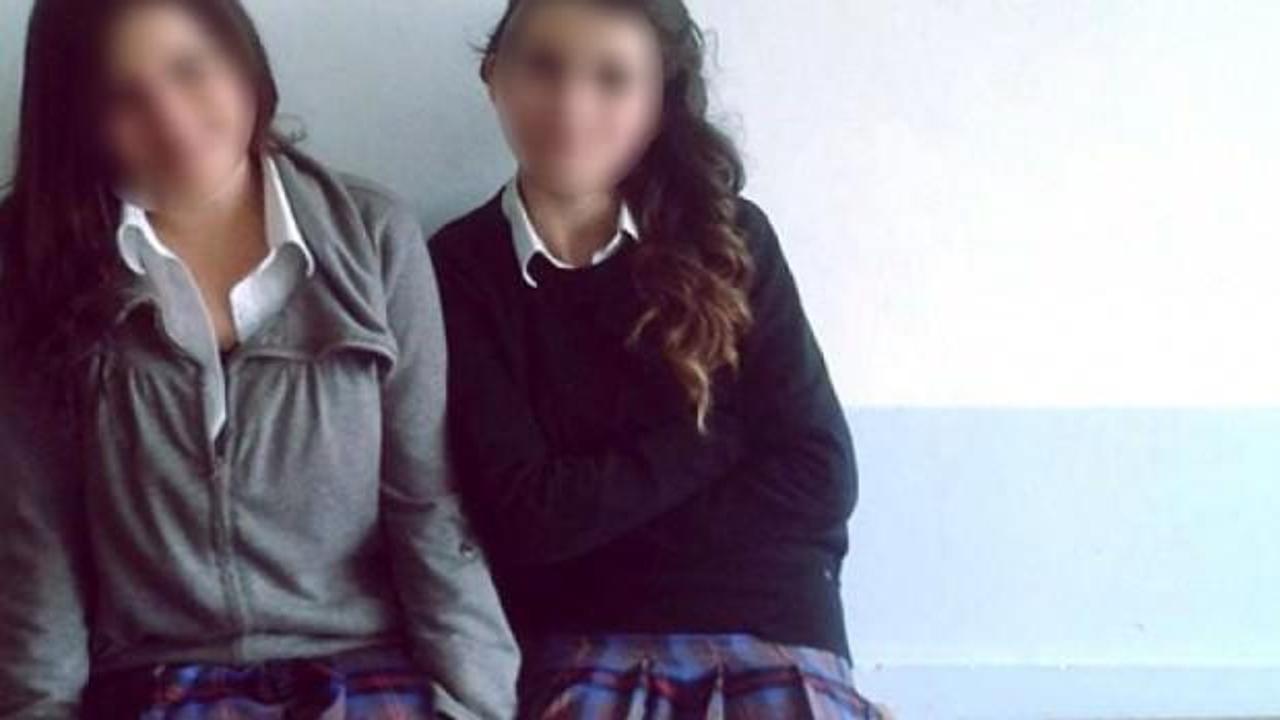 Sapık &ouml;ğretmeni &ouml;n sırada oturan kız ifşa etti!