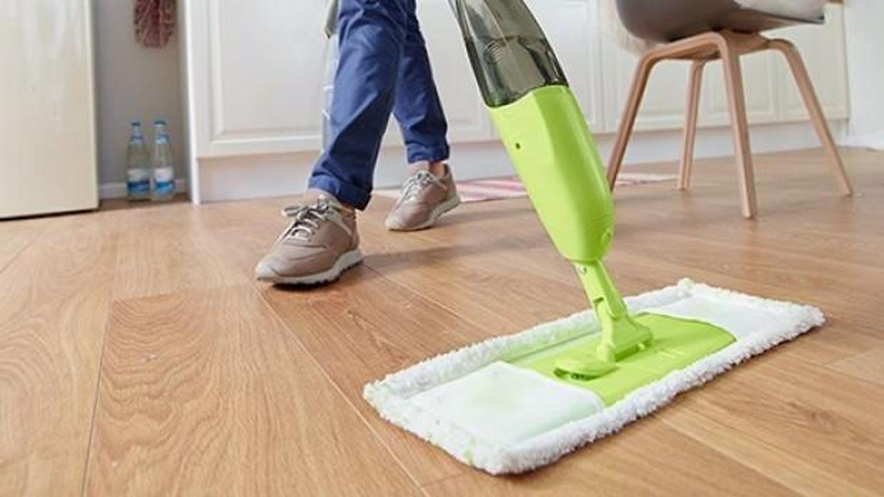 Yerler viledayla mı yoksa paspasla mı silinmeli? 