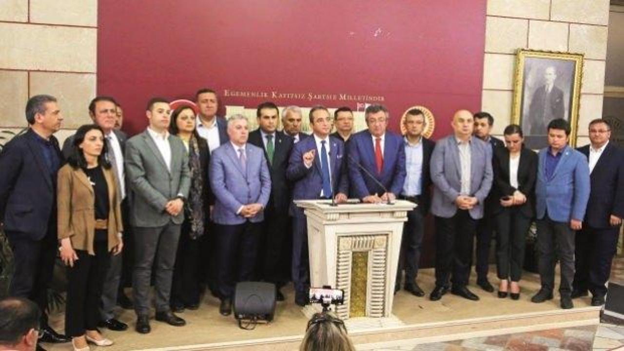 CHP'li 15 vekil ortada kaldı!