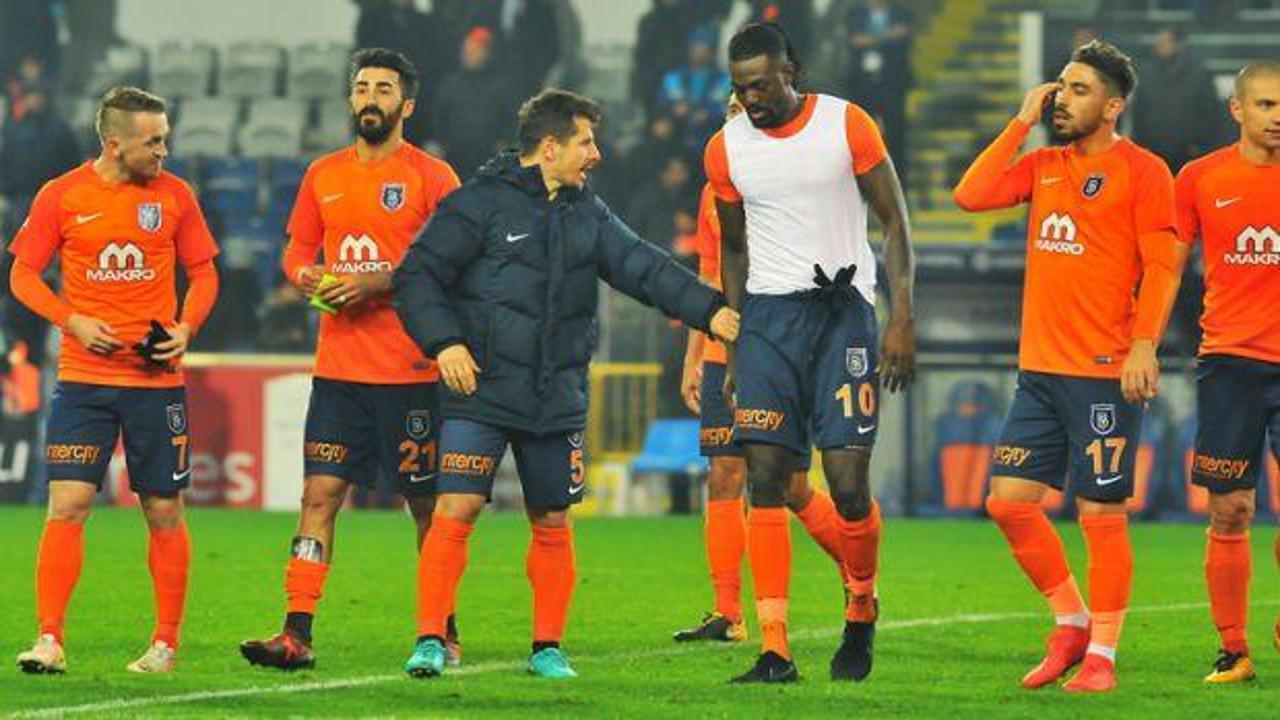 Başakşehir'de çifte şok! Cezalı duruma düştüler
