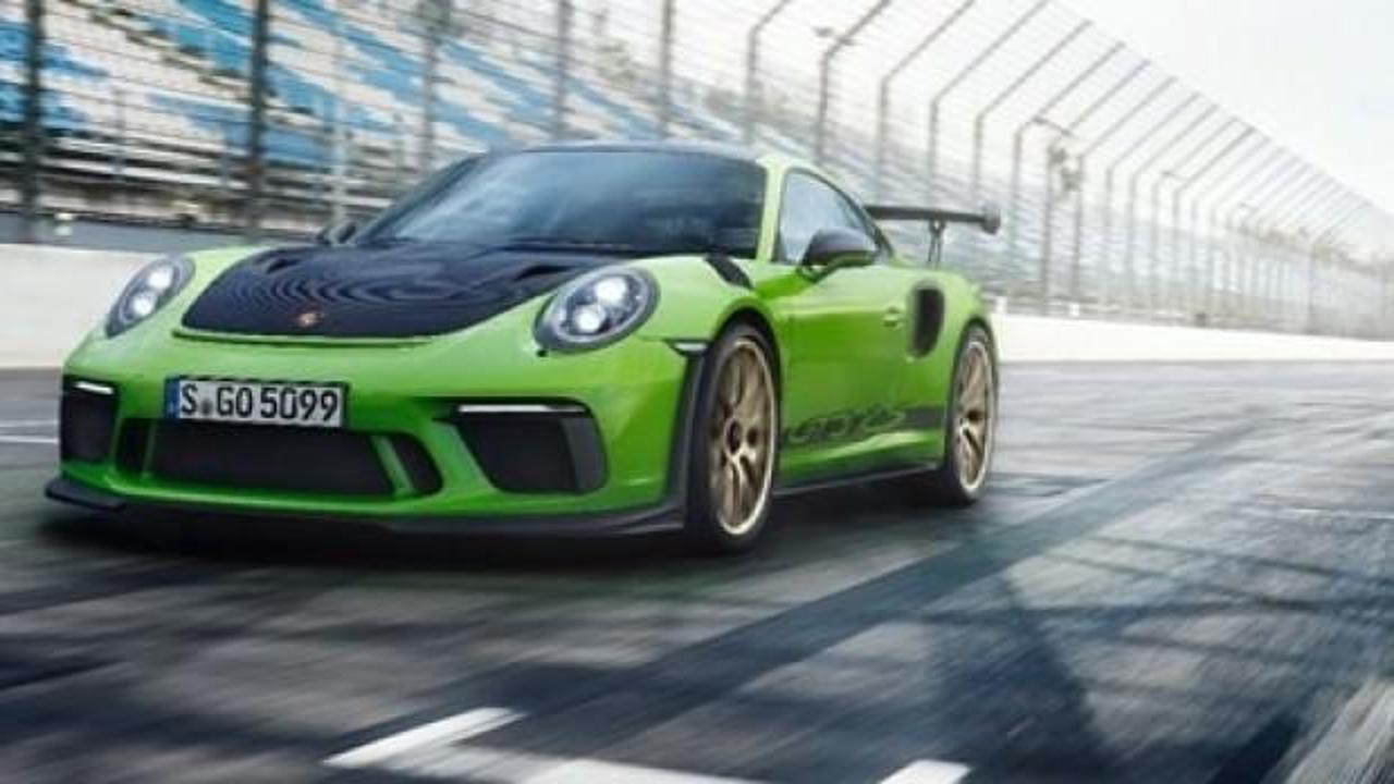 Yeni 911 GT3 RS'den en hızlı tur zamanı!