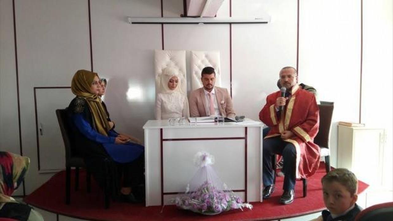 Beyşehir Müftülüğü'nde ilk resmi nikah kıyıldı