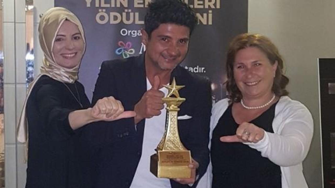 Kürşat ödülünü Anadolu kadınlarına ithaf etti
