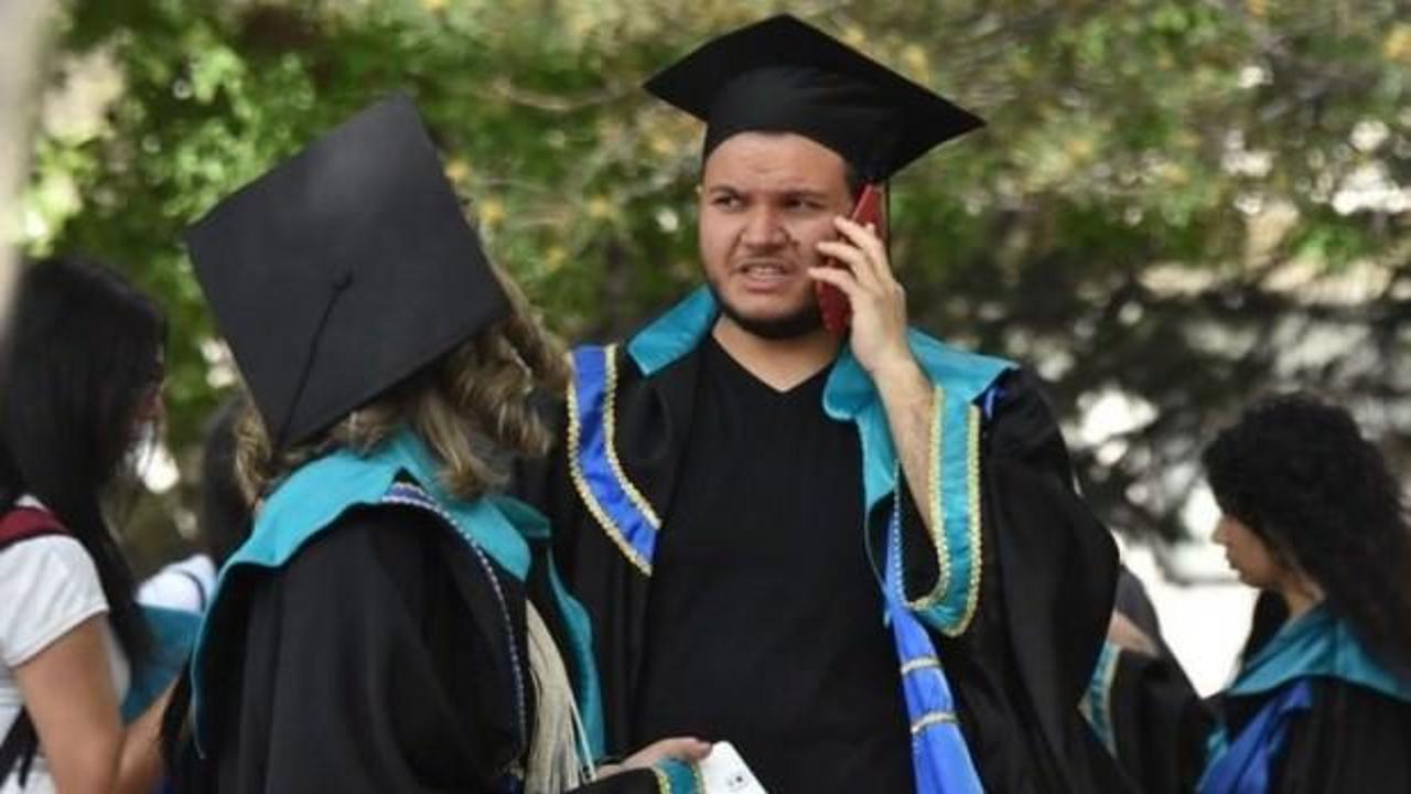 Mezuniyet t&ouml;reninde bomba paniği