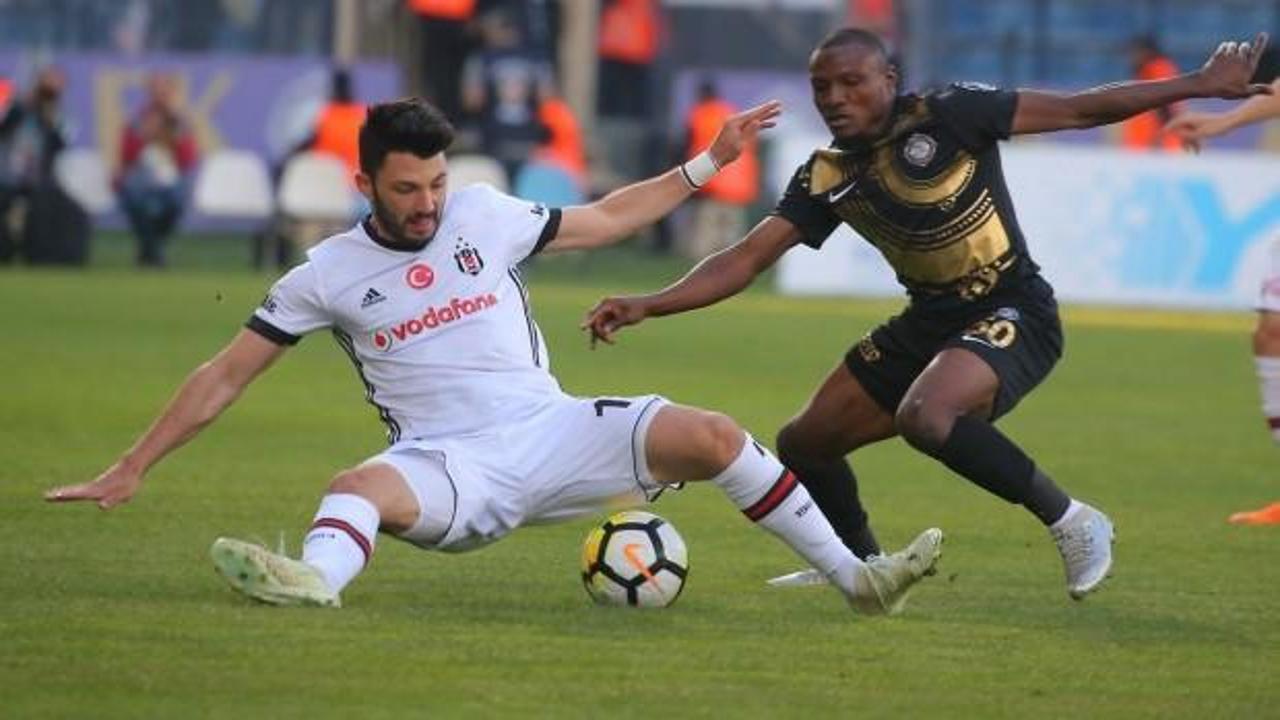 Beşiktaş'ta sakatlık! Maça devam edemedi