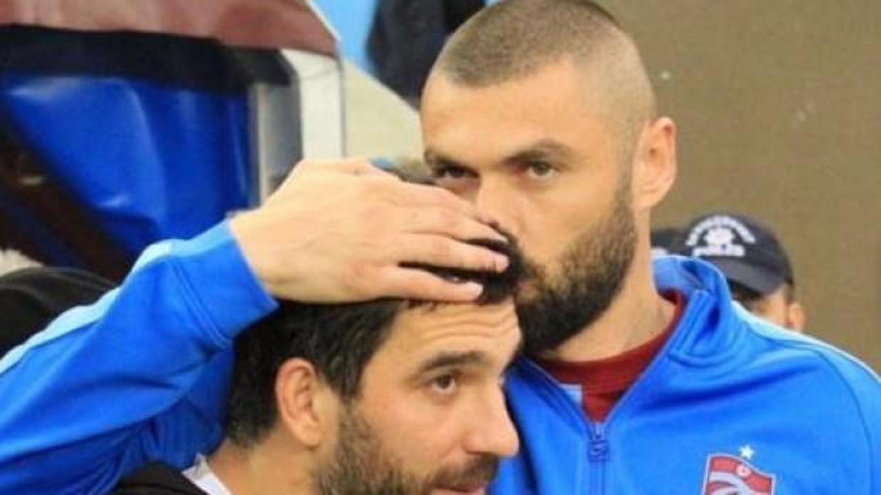 Burak Yılmaz'dan Arda Turan paylaşımı