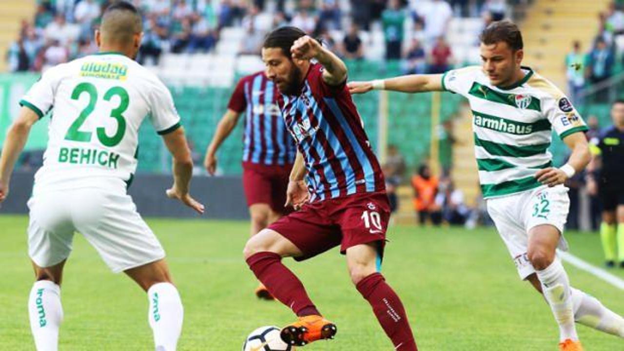 Trabzonspor Bursa'nın fişini ilk yarıda çekti