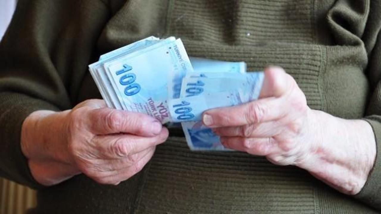 Ev kadınlarına 1.500 TL emekli maaşı