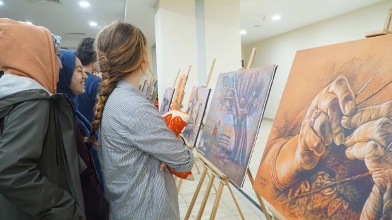 Filistinli sanatçı İmam Hatip Lisesinde sergi açtı