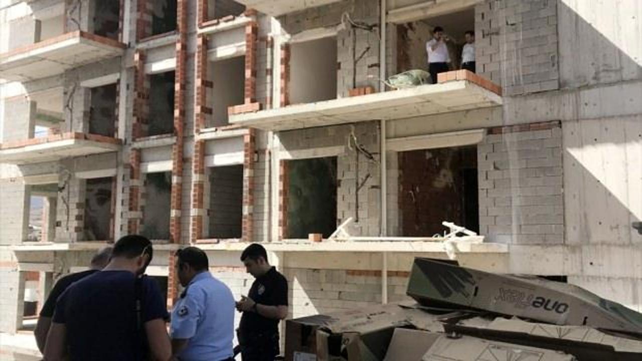 İzmir'de inşaattan düşen işçi öldü