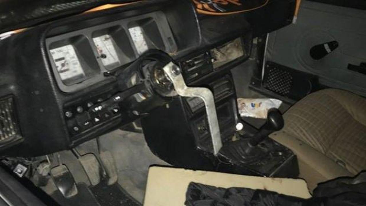 Kaza yapan aracı g&ouml;renler şaşkına d&ouml;nd&uuml;