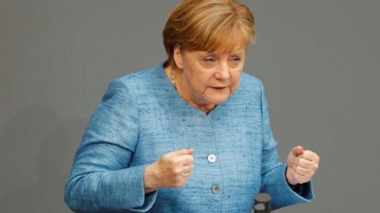 Sonunda Merkel'e patladılar! Timsah gözyaşları