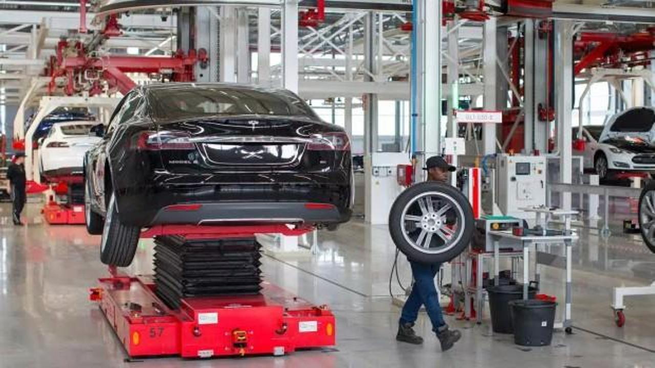 Tesla, Model 3 üretimine ara verdi!