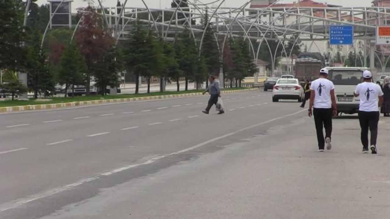 Herkes İ&ccedil;in Adalet sloganıyla y&uuml;r&uuml;yorlar!