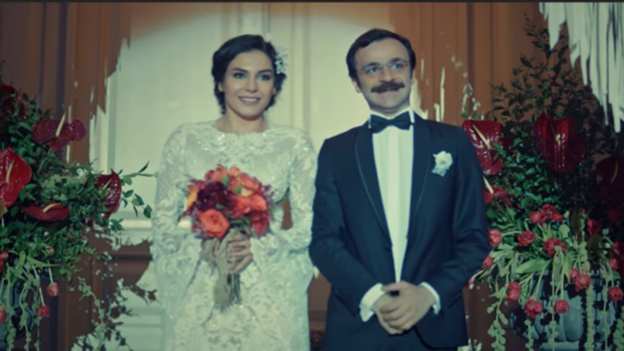 İstanbullu Gelin 51.bölüm 2.fragmanı: Büyük düğün, Osman ve Burcu evleniyor...