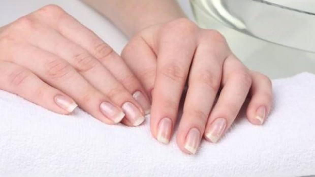Pürüzsüz el ve ayak tırnaklarının sırrı