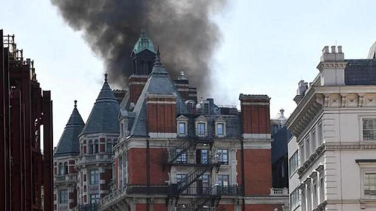 Londra’da beş yıldızlı otelde yangın