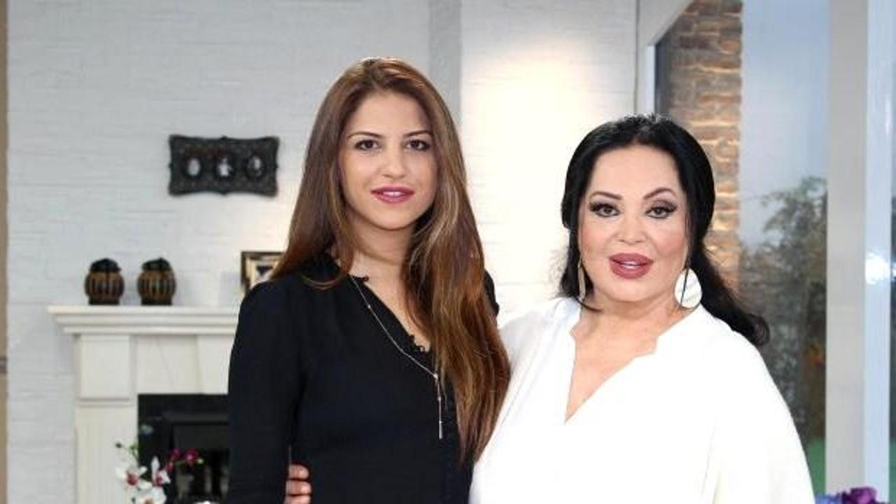 Türkan Şoray'ın kızı annesinin yerine geçiyor