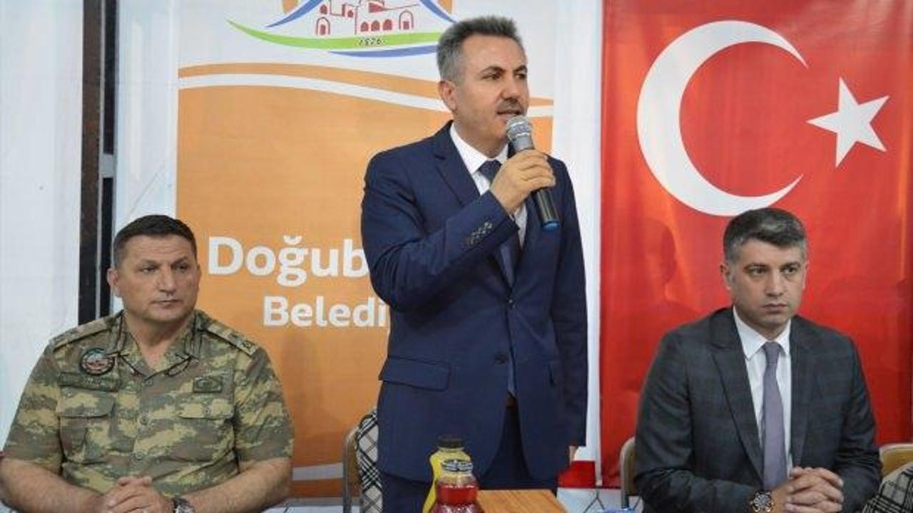 Vali Elban, Doğubayazıtlılarla iftar yaptı