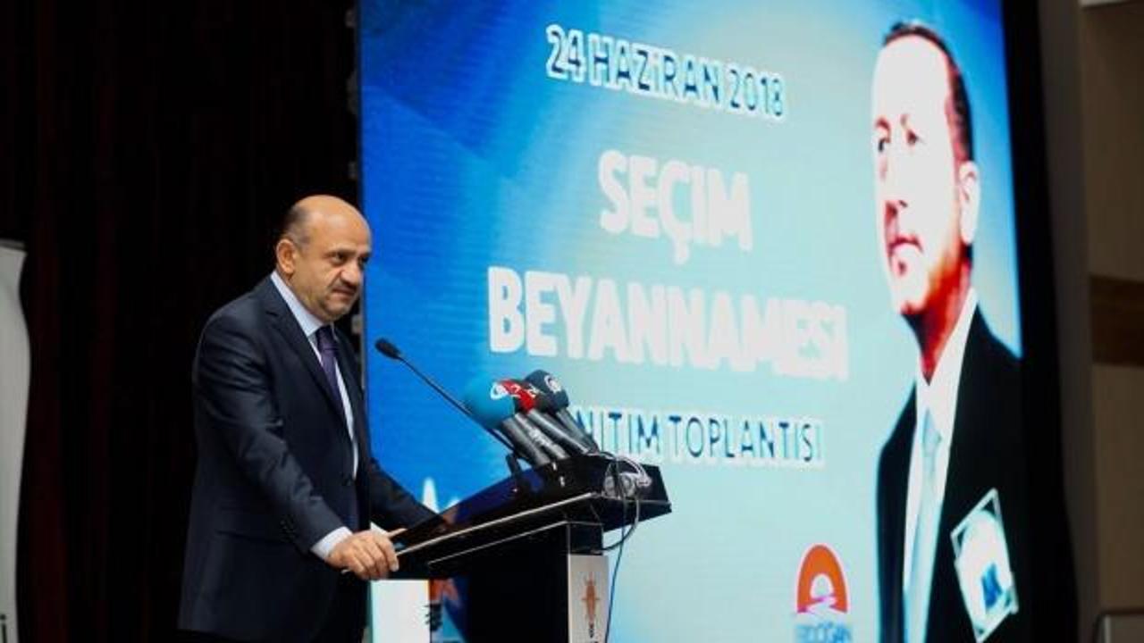 "Kıraathaneyle kahvehanenin farkını dahi bilmiyorlar"