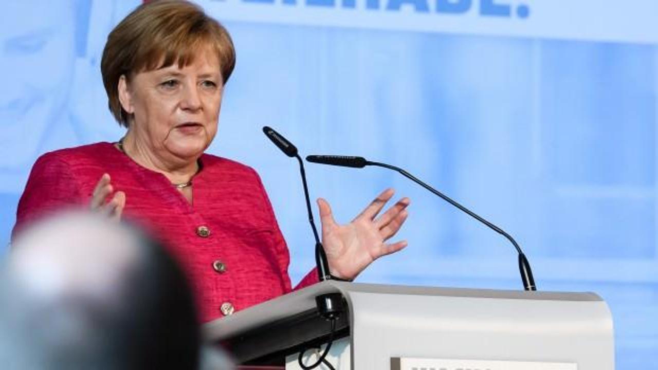 Merkel ABD’ye karşı harekete çağırdı 