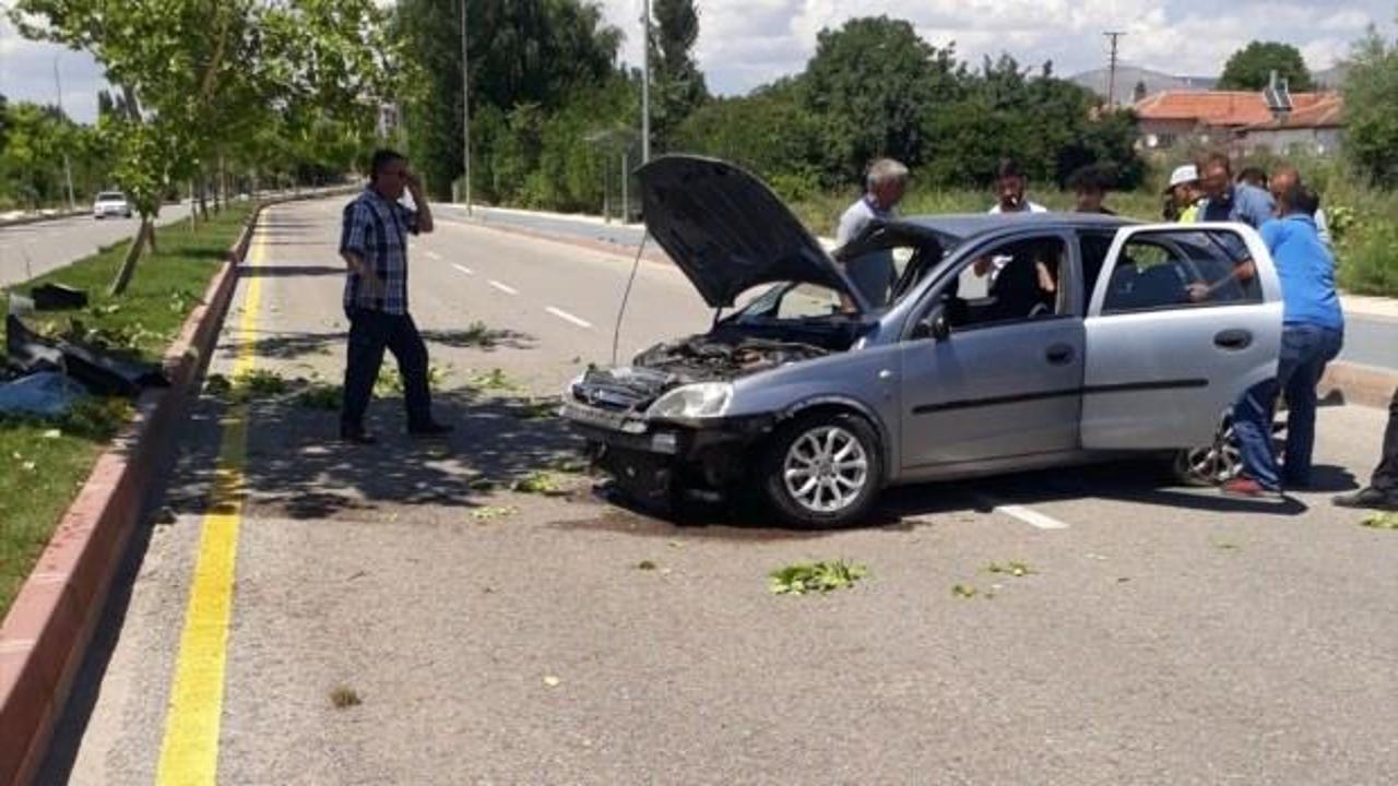 Kırşehir'de otomobil devrildi: 5 yaralı