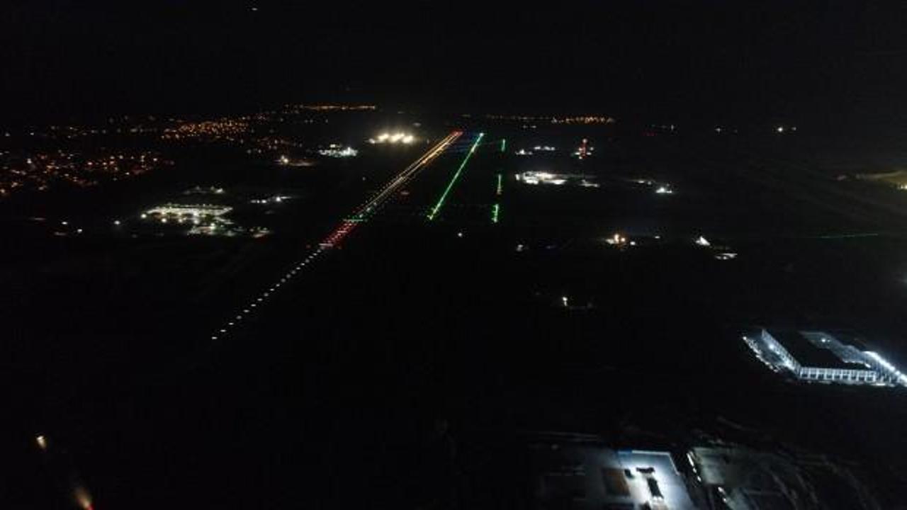 3. Havalimanı gece görüntülendi