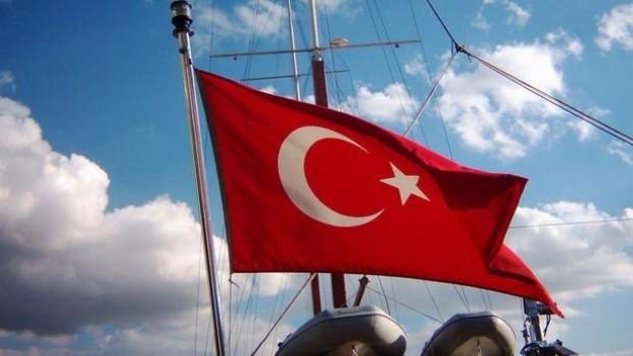 Yaklaşık 6 bin tekne Türk bayrağı dalgalandırıyor