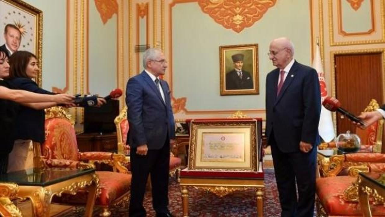 Cumhurbaşkanı Erdoğan'ın mazbatası Meclis'te