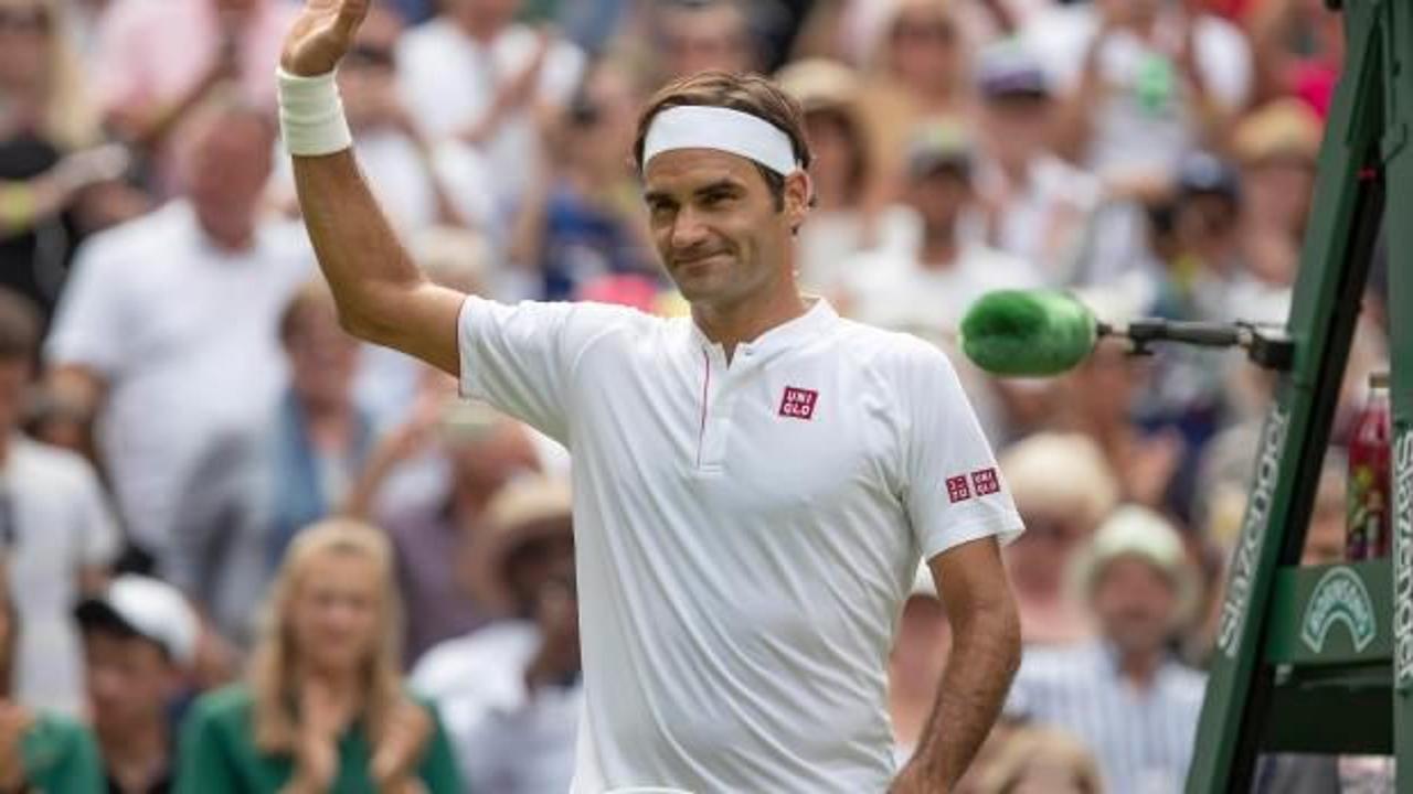 Roger Federer rahat turladı