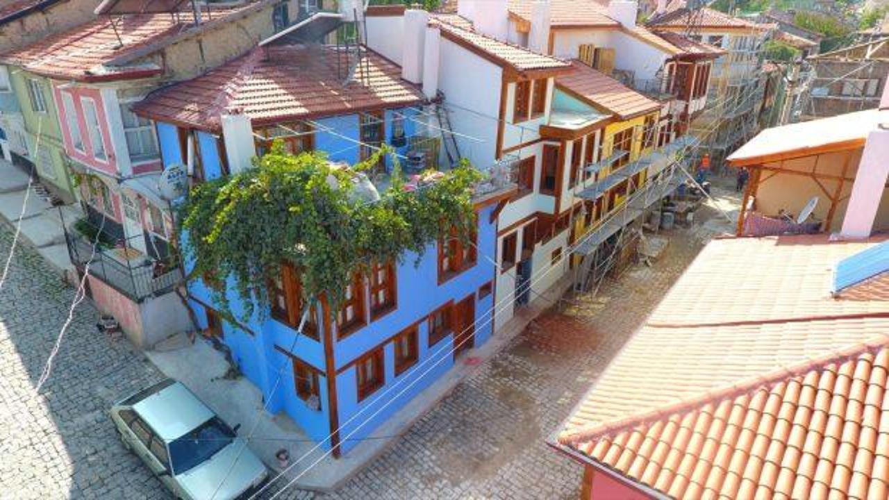 Afyonkarahisar'ın "rengarenk" tarihi evleri