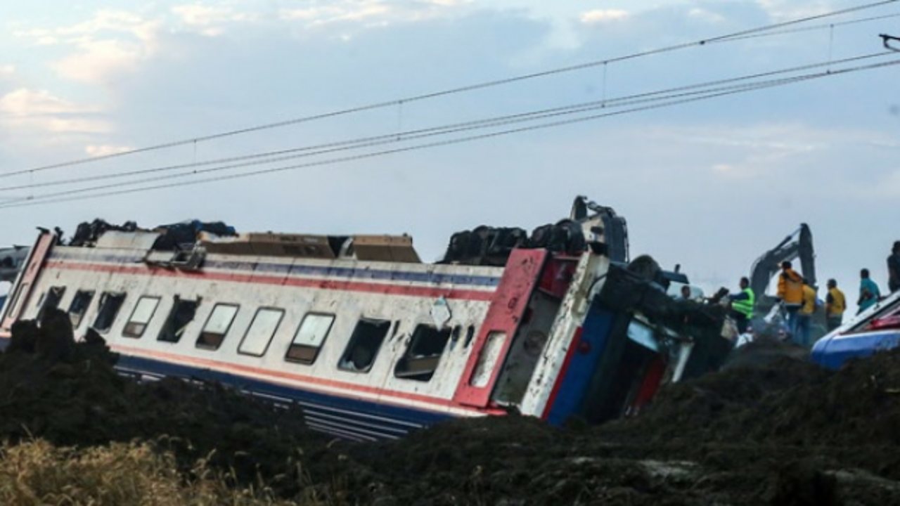 Çorlu'daki tren kazası neden oldu? Tren kazası sonucu önemli bulgular!