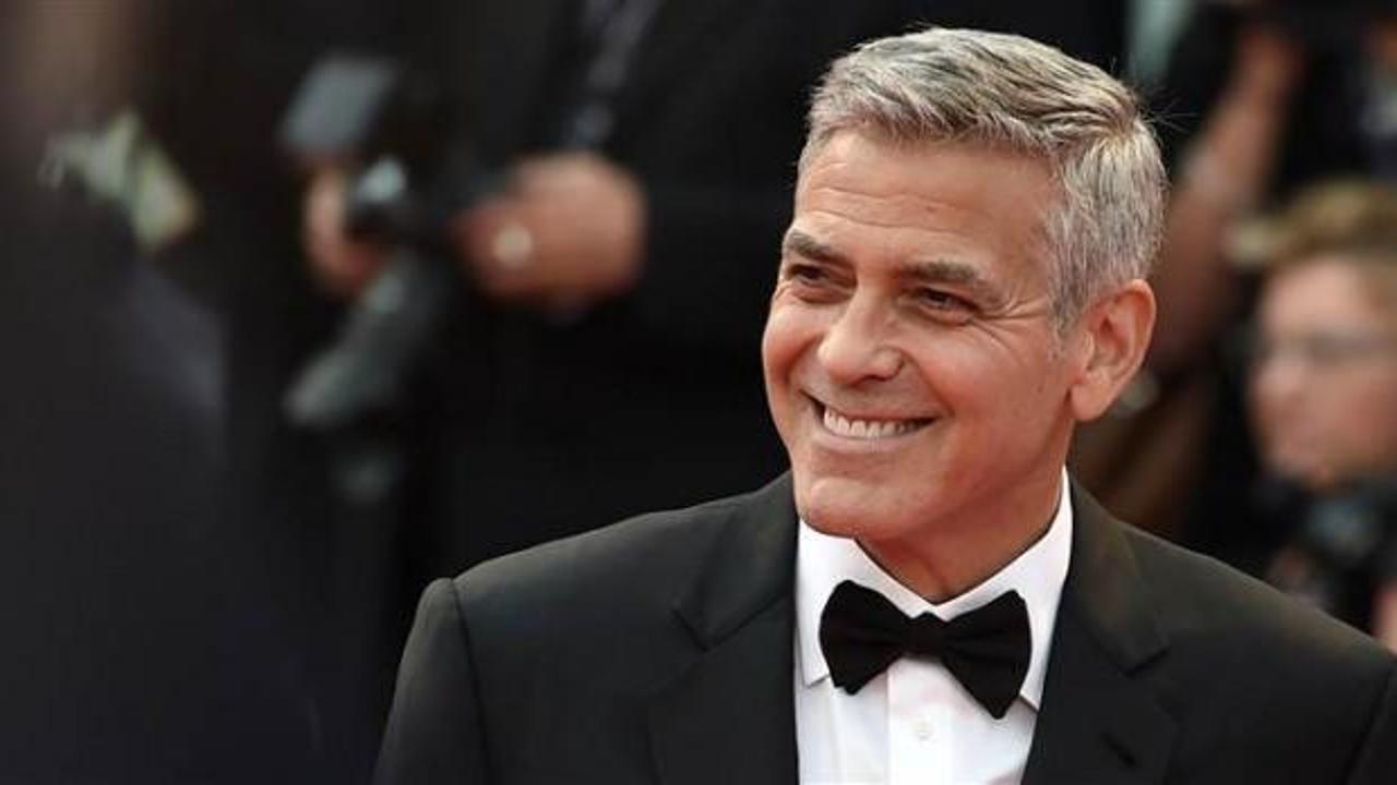 George Clooney trafik kazası geçirdi
