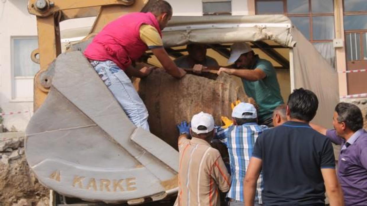 Tarihi camide bulundu! Dev k&uuml;p&uuml; g&ouml;renler...