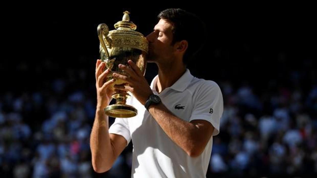 Wimbledon'da şampiyon Djokovic oldu!