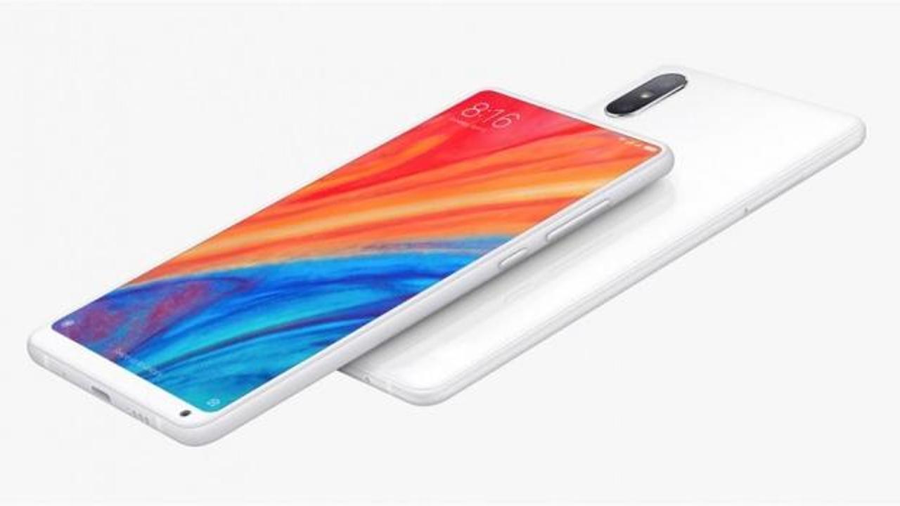 Xiaomi'nin beklenen telefonu satışa çıktı!