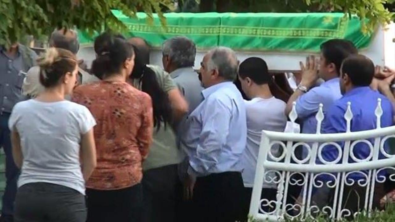 Terörist cenazesine katılan HDP'li vekiller hakkında soruşturma