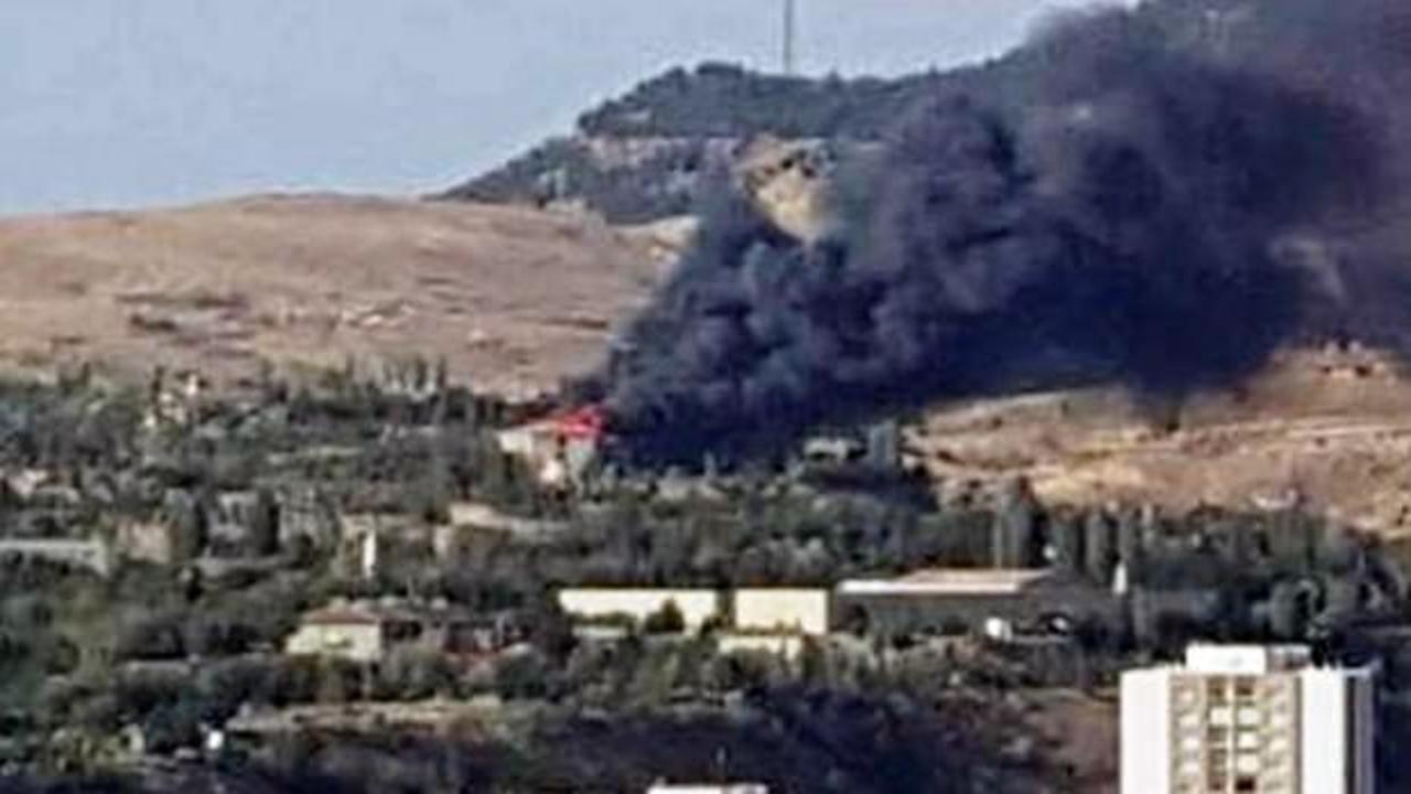 Ankara'da askeri kışlada çatı yangını