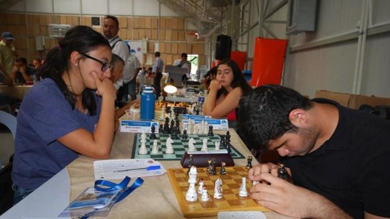 4. Uluslararası Çubuk Belediyesi Satranç Turnuvası sona erdi
